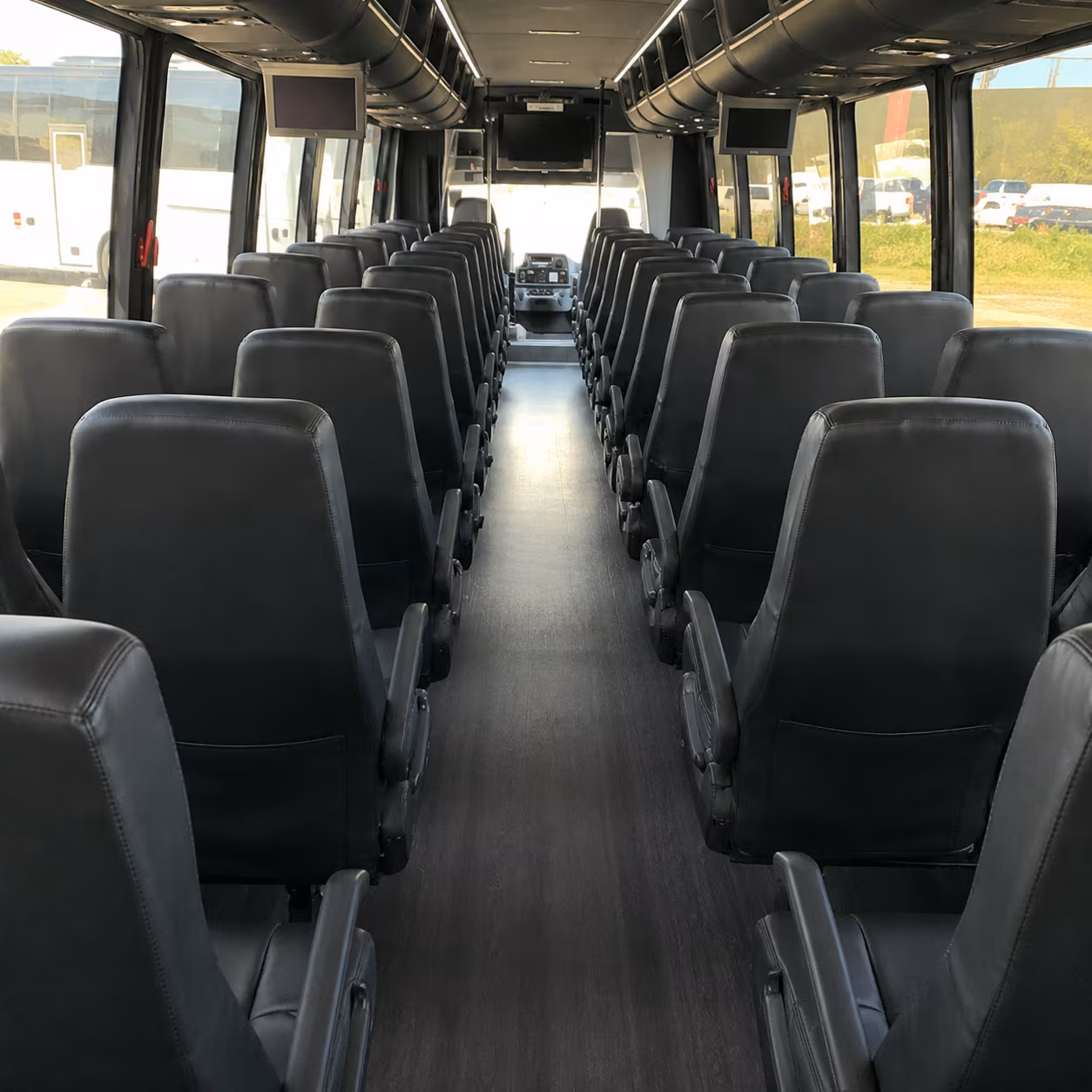 airport transfer buses for nashua wedding guests flying in