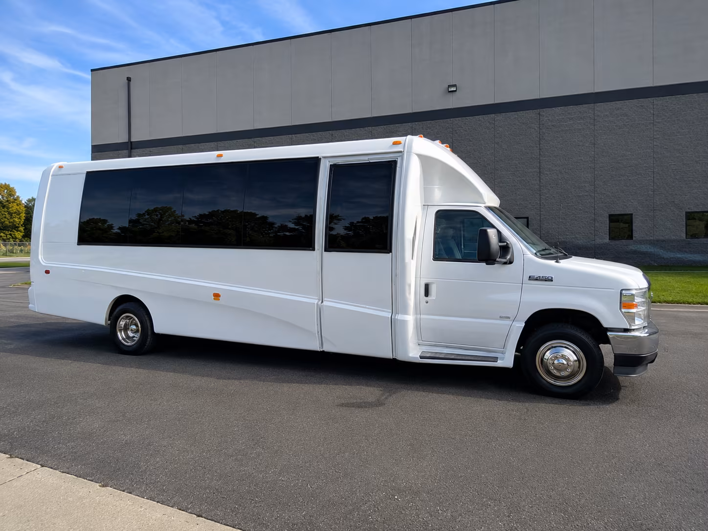 find the perfect transportation for your next corporate event 5