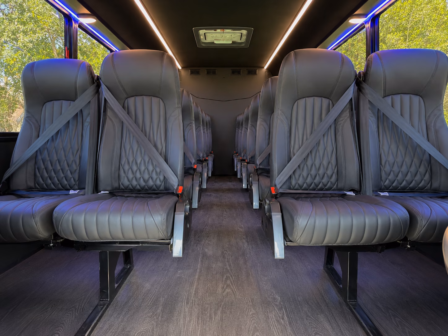 minibus rentals for nashua wedding party transportation
