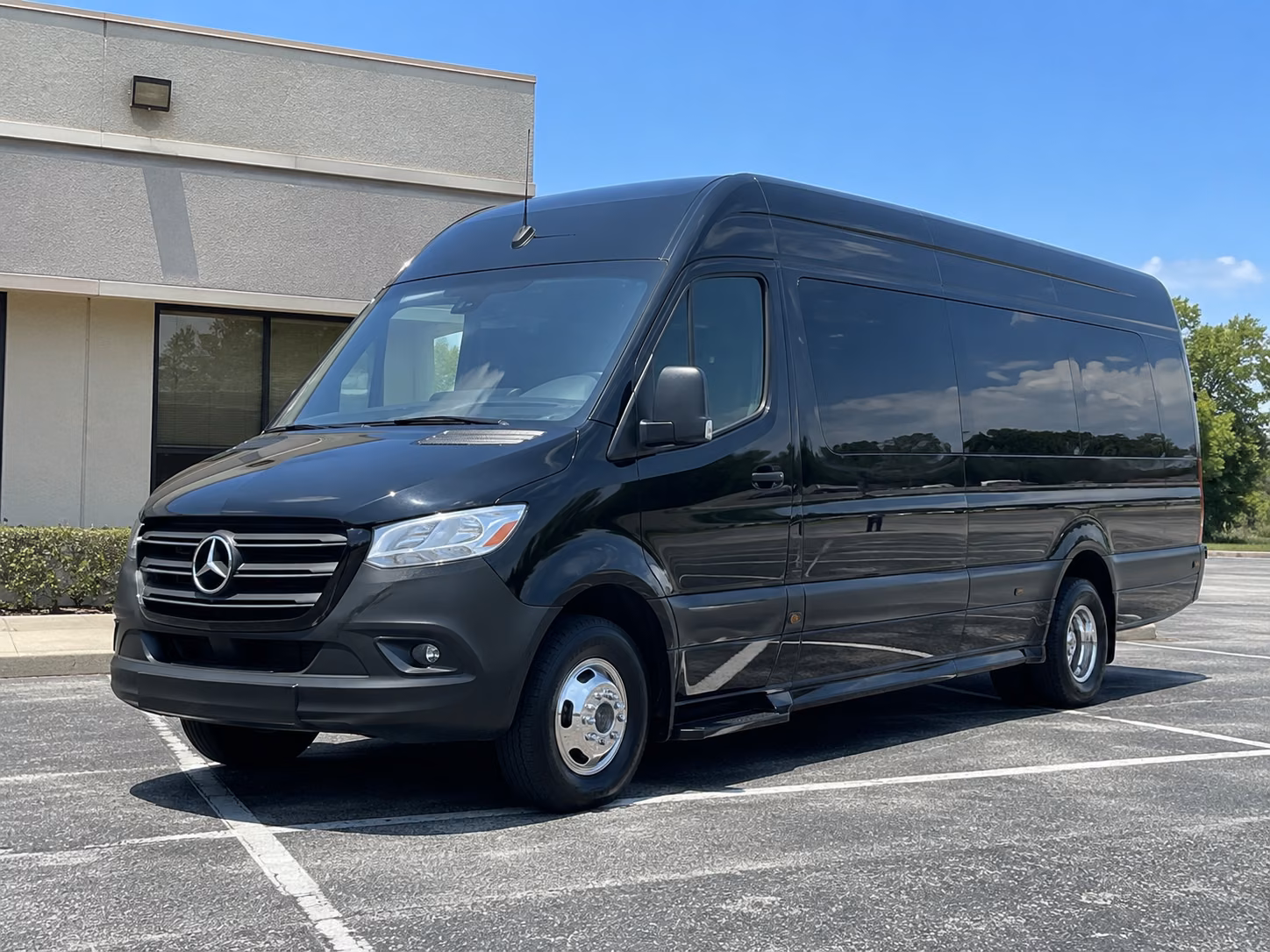 nashua airport transportation onboard seating