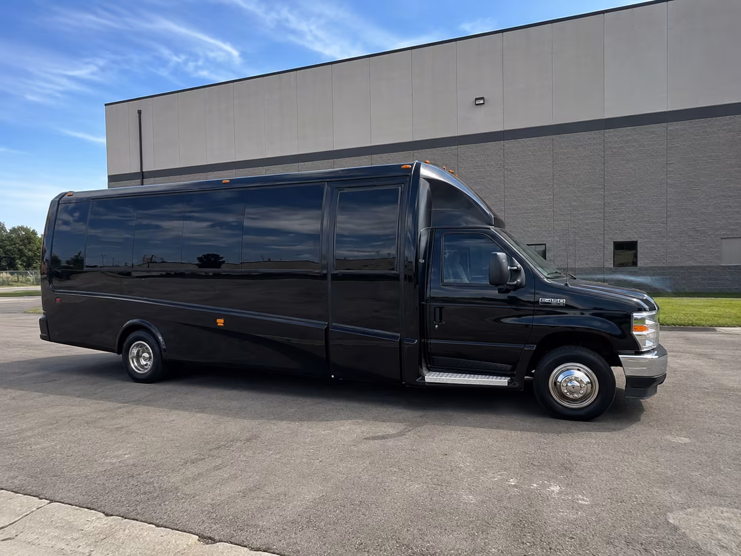 shuttle buses to lowell and lawrence concert venues